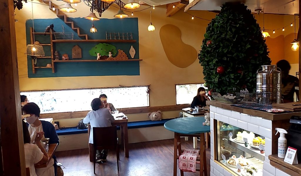 おうちカフェaiaiの店内