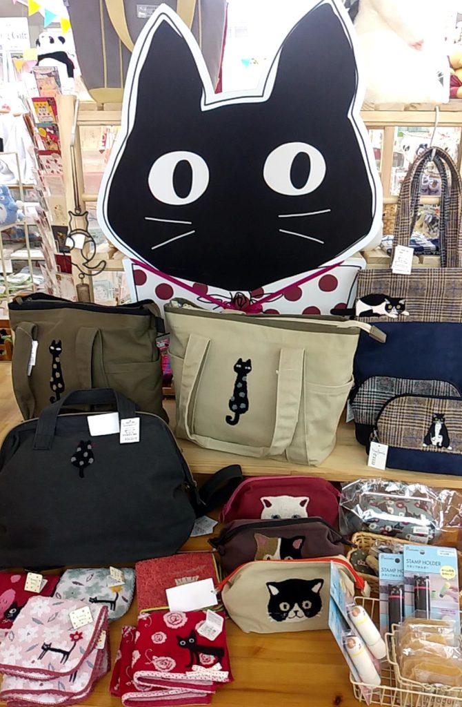 『SIESTA』猫グッズコーナー