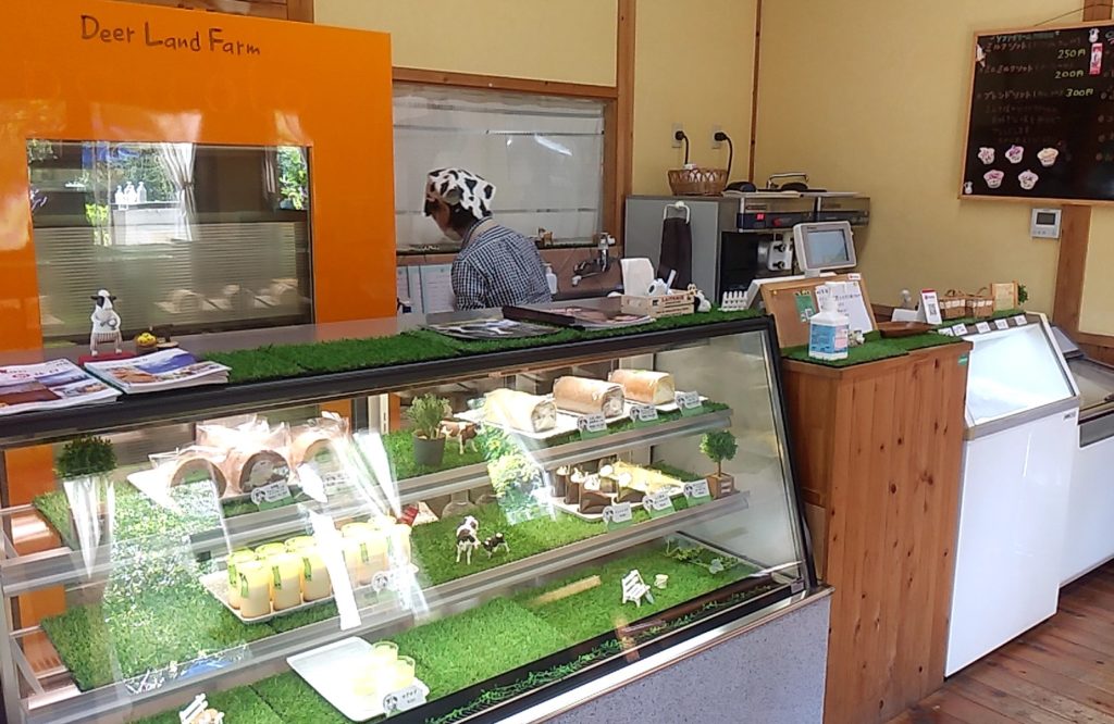 『DEER LAND FARM 岡﨑牧場』店内