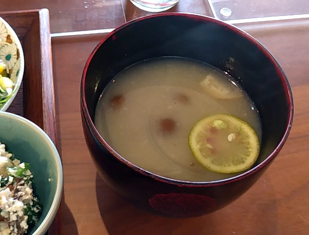 穐の実味噌汁