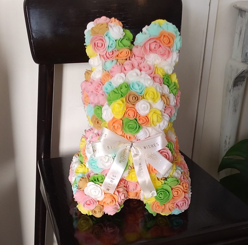 『キッチンかぷりす』花のウサギ